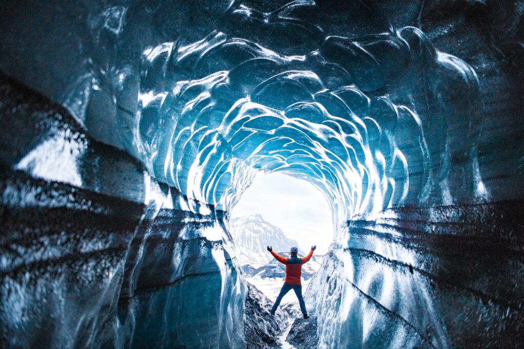 Katla-Ice-Cave-in-South-Iceland-April-2025-17