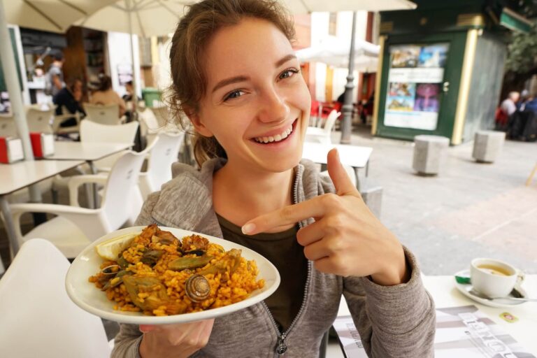 How to Start a Food Tour Business & Sell Out Your First Tours